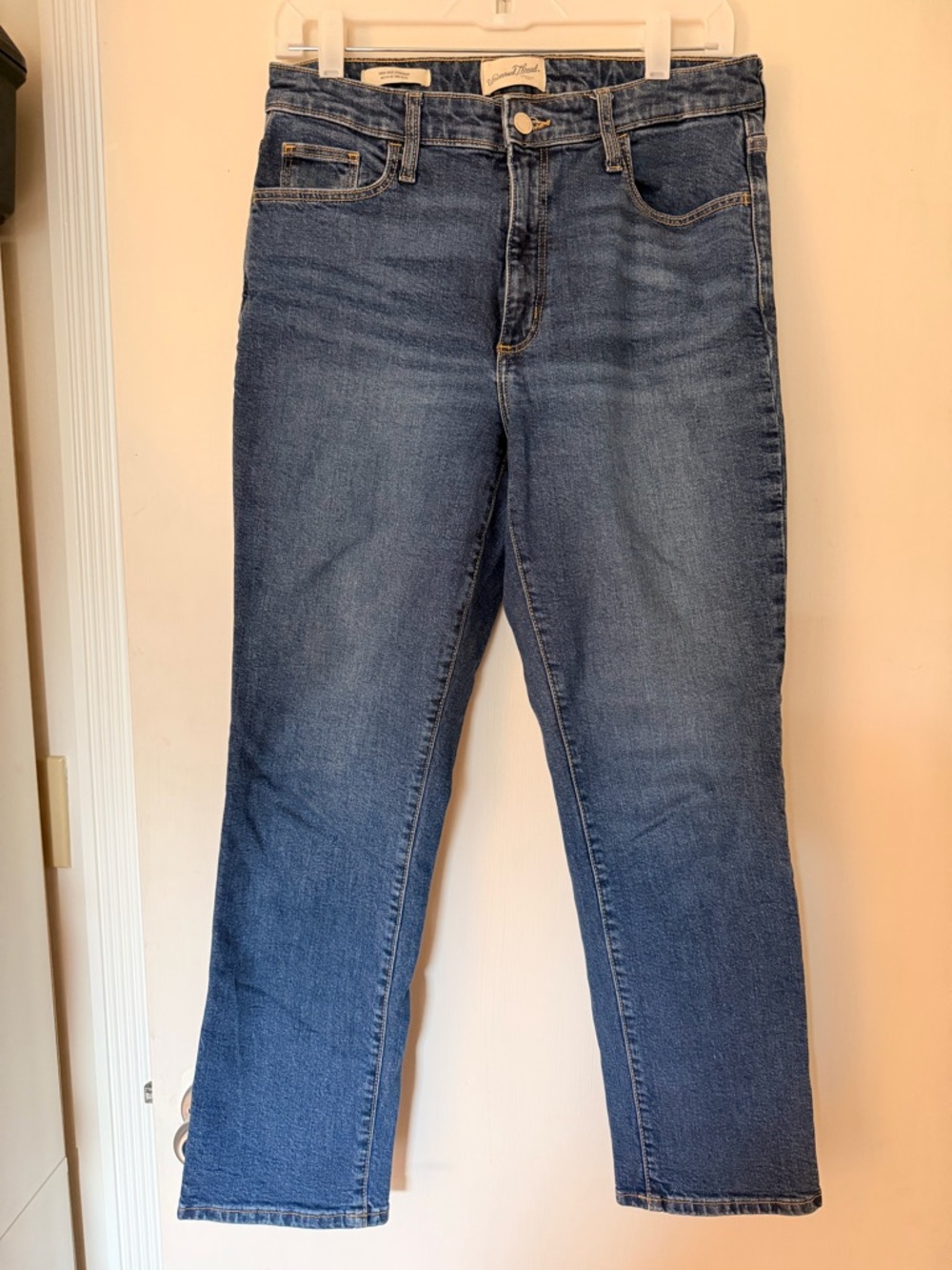 Universal Thread High-Rise Straight Jeans in Dark Blue
